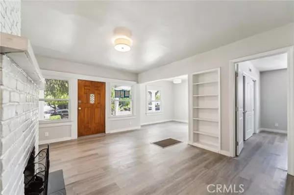 Pasadena, CA 91104,1693 N Los Robles Avenue