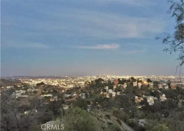 Los Angeles, CA 90046,8468 Elusive