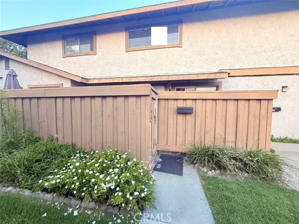 Cerritos, CA 90703,17760 Palo Verde Avenue #27