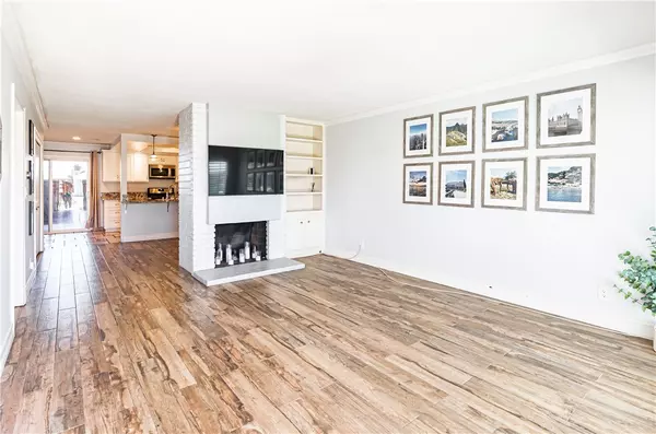 Tustin, CA 92780,1209 E 1st Street