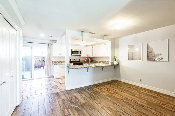 Tustin, CA 92780,1209 E 1st Street