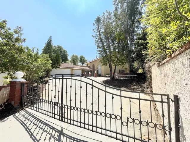 Hacienda Heights, CA 91745,16162 Sunnyview