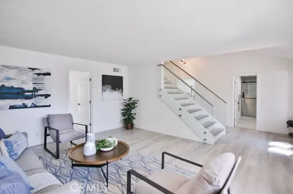 Tustin, CA 92780,2331 Basswood Cir