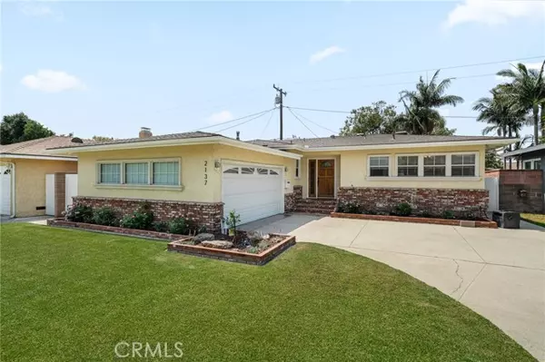 2137 Ostrom Avenue, Long Beach, CA 90815