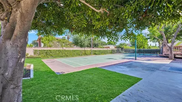 Tustin, CA 92705,13262 Loretta Drive