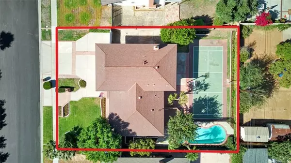 Tustin, CA 92705,13262 Loretta Drive