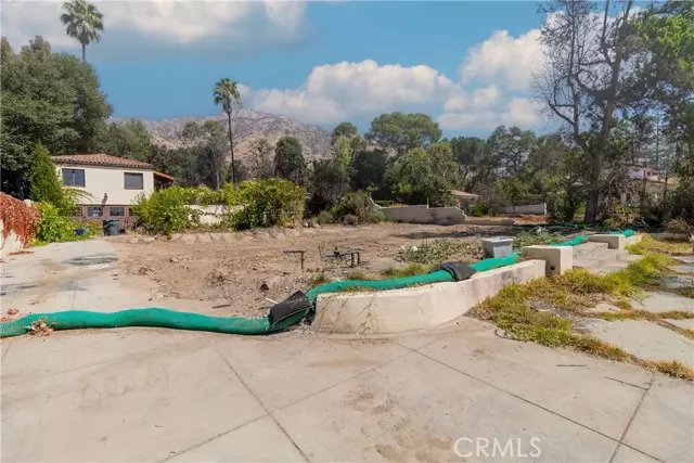 Altadena, CA 91001,1689 E Altadena Drive