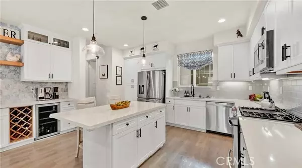 Tustin, CA 92780,1006 Overton Court