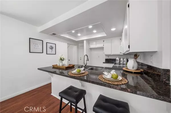 Fullerton, CA 92833,1022 Creekside Dr #198