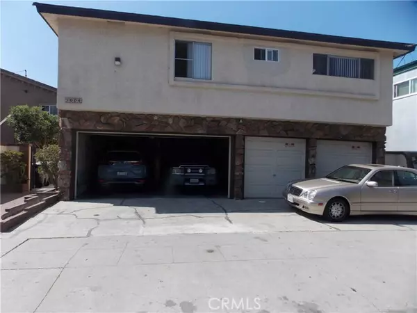 1004 E 5th Street, Long Beach, CA 90802