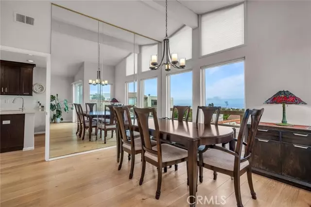 Rancho Palos Verdes, CA 90275,4 Hilltop Circle