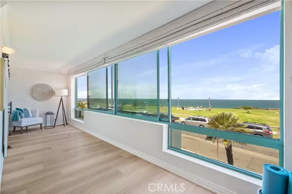 201 Calle Miramar #8, Redondo Beach, CA 90277