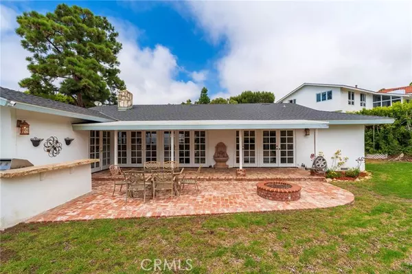 Rancho Palos Verdes, CA 90275,7228 Berry Hill Drive