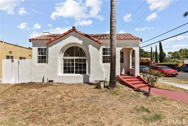 Long Beach, CA 90805,6802 Lewis Avenue