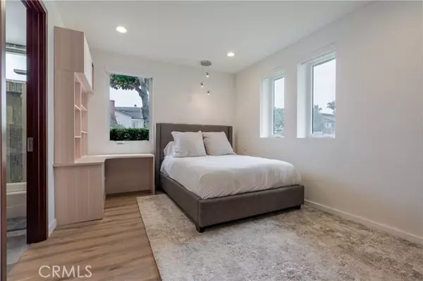 Redondo Beach, CA 90277,500 N Lucia Avenue