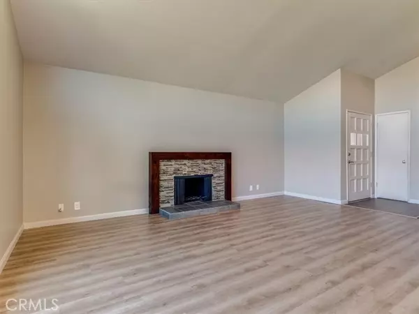 San Luis Obispo, CA 93401,14 Vista Lane