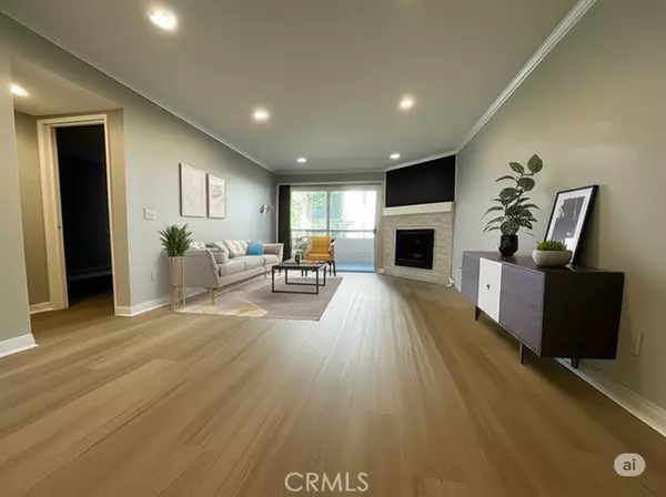 21520 Burbank Boulevard #116, Woodland Hills (los Angeles), CA 91367