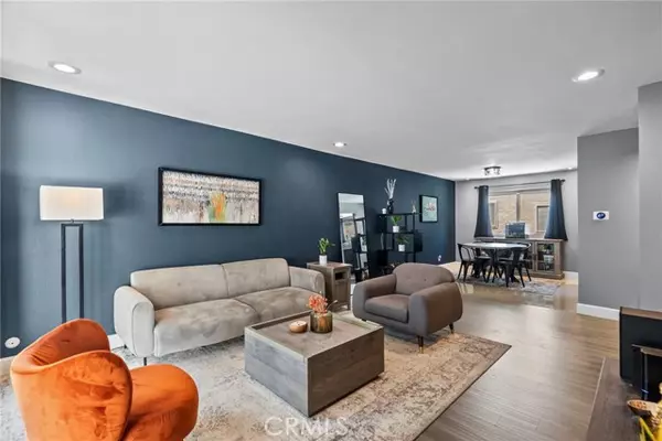 Chatsworth (los Angeles), CA 91311,10155 De Soto Avenue #104