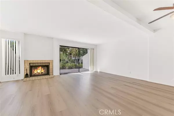 Woodland Hills (los Angeles), CA 91367,21551 Burbank Boulevard #76