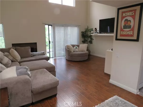Orange, CA 92869,5744 E Creekside Avenue #10