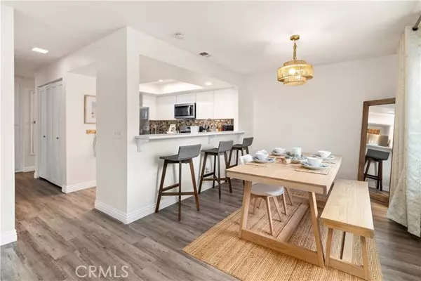 875 Buttercup Road, Carlsbad, CA 92011