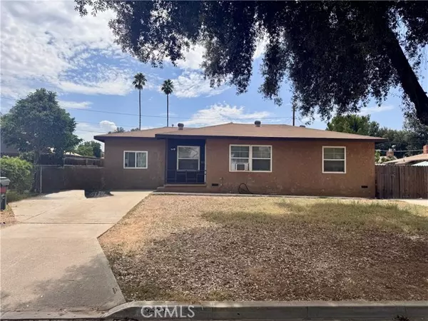 2538 Pleasant Street, Riverside, CA 92507
