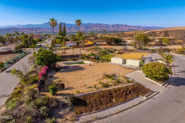 Camarillo, CA 93010,3067 Old Coach Drive