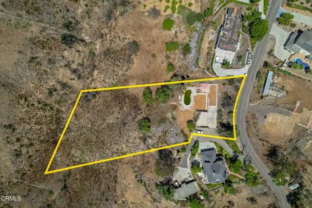 Camarillo, CA 93010,609 W Highland Drive