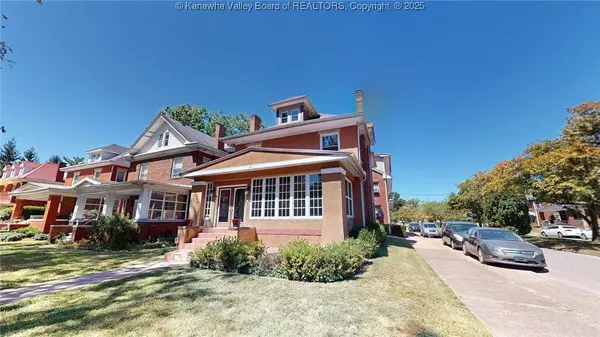 Huntington, WV 25701,840 13th AVE