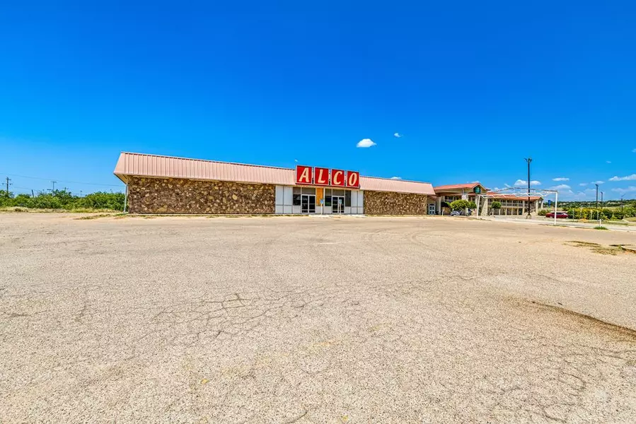 223 Hwy 277N, Sonora, TX 76950