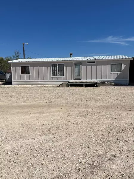 1294 Moss St, Paint Rock, TX 76866