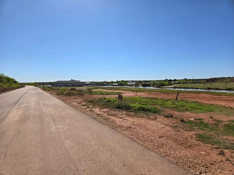 2297 Hillside Rd, San Angelo, TX 76904