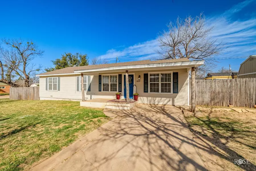 408 Murrell Ave, Ballinger, TX 76821