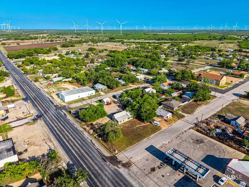 604 Broadway St, Eden, TX 76837