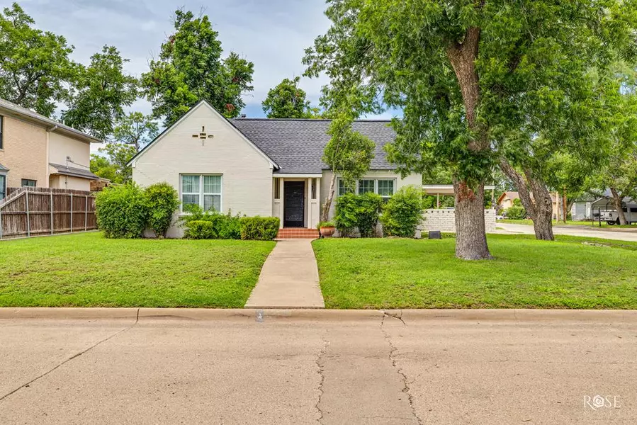 1001 David St, San Angelo, TX 76903