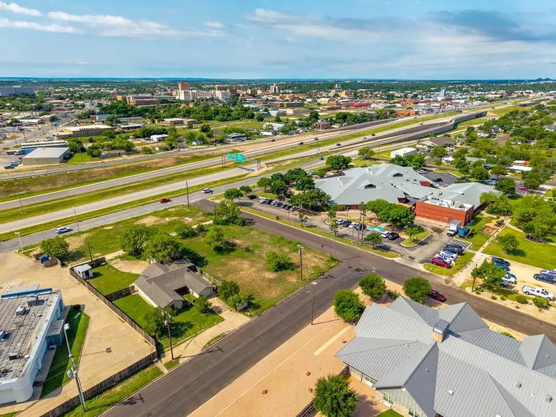 441 8th St, San Angelo, TX 76901
