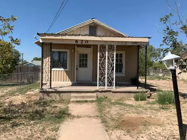 620 19th St, San Angelo, TX 76903