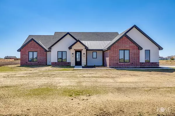 8421 Windmill Rd, Wall, TX 76905