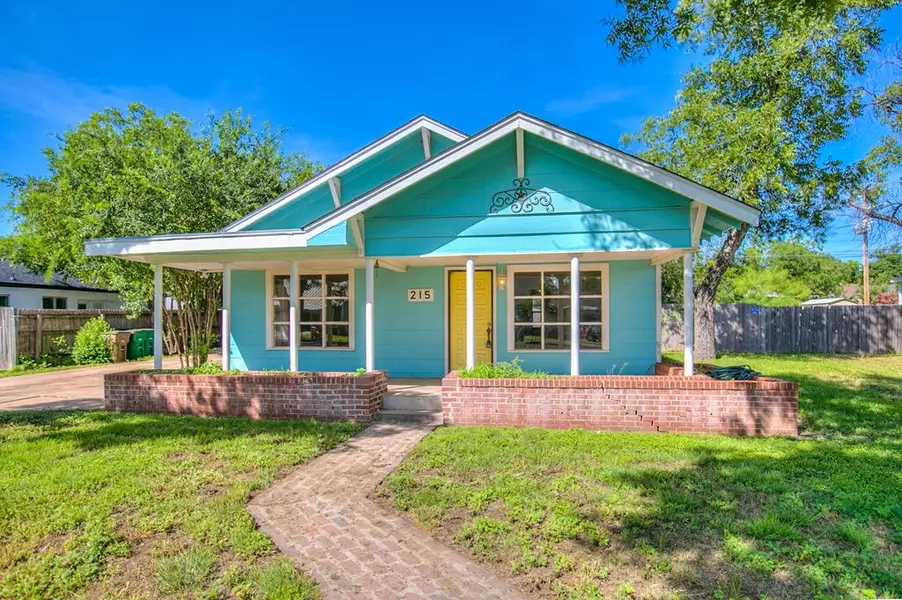 215 Bishop St, San Angelo, TX 76901