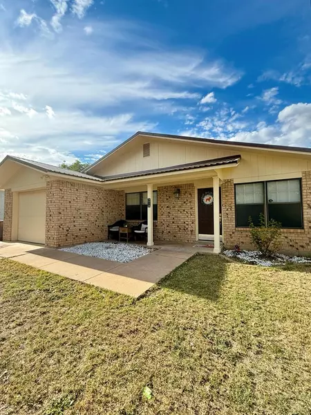 3118 Guadalupe St, San Angelo, TX 76901