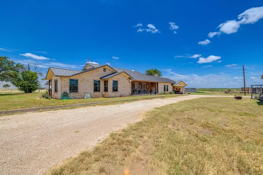 12326 Veribest Rd, Miles, TX 76861