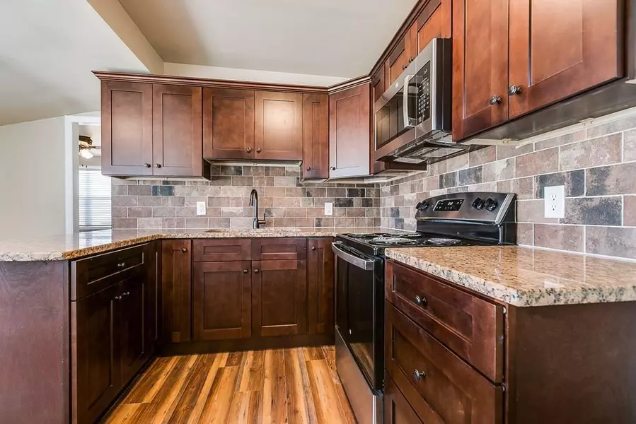 204 13th St, Robert Lee, TX 76945