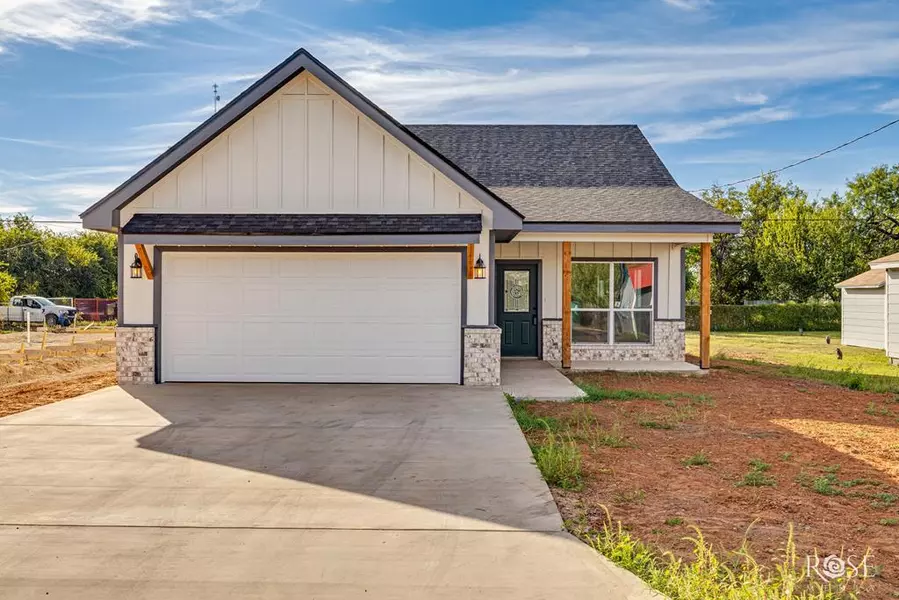 715 18th St, San Angelo, TX 76903