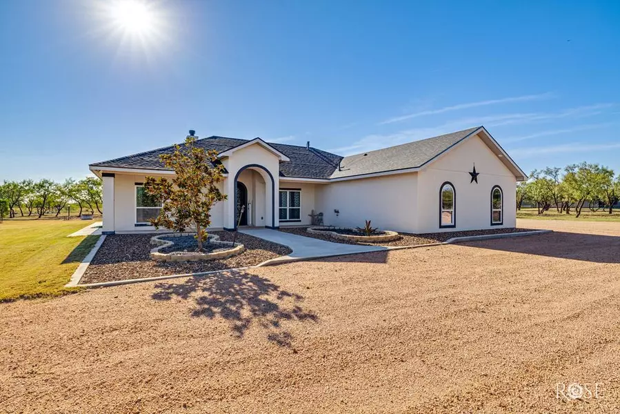 9535 Iron Spoke Trail, Carlsbad, TX 76934