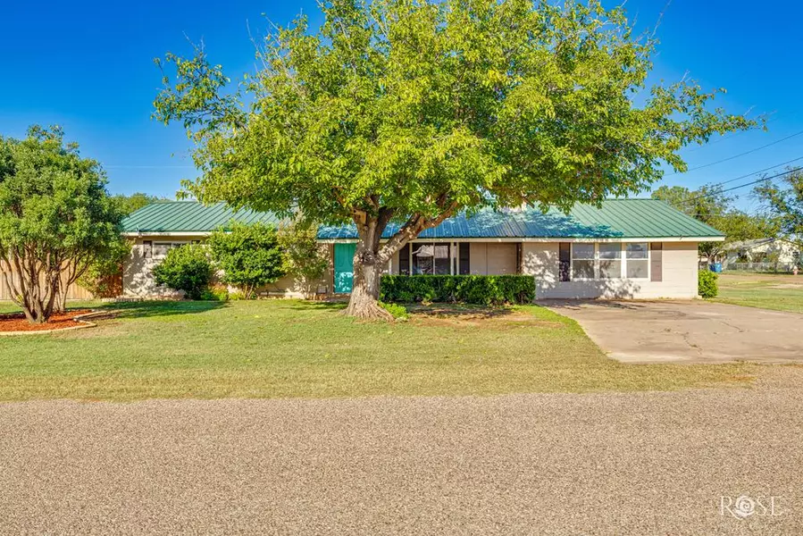 302 Key St, Bronte, TX 76933