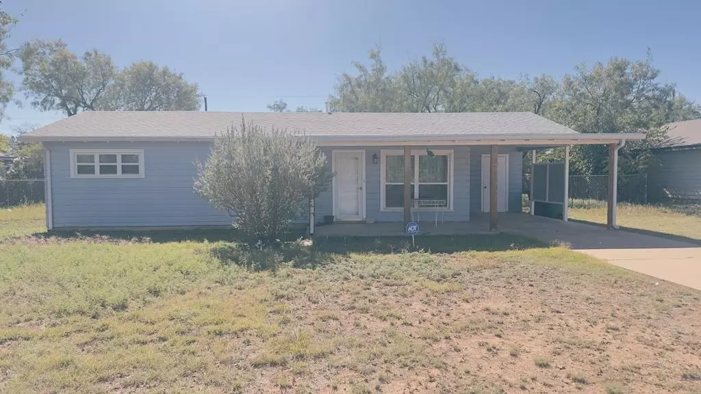 319 24th St, San Angelo, TX 76903