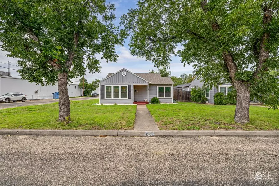 204 Monroe St, San Angelo, TX 76901