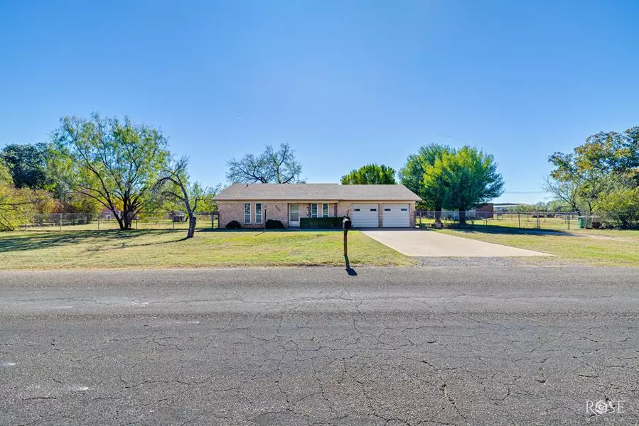 325 Mimosa Dr, San Angelo, TX 76903
