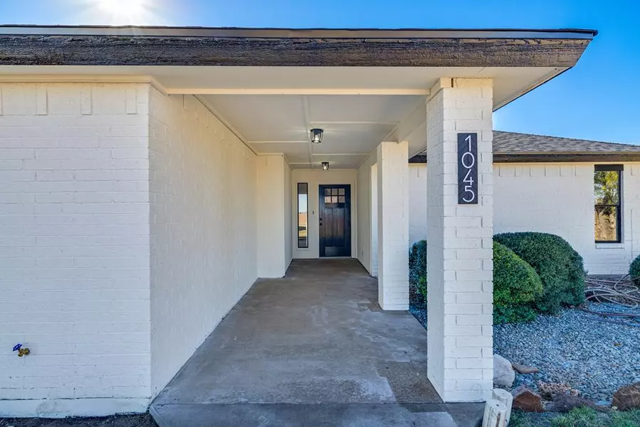 1045 Blumentritt Rd, San Angelo, TX 76905