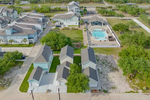 Rockport, TX 78382,107 Lafayette Ln